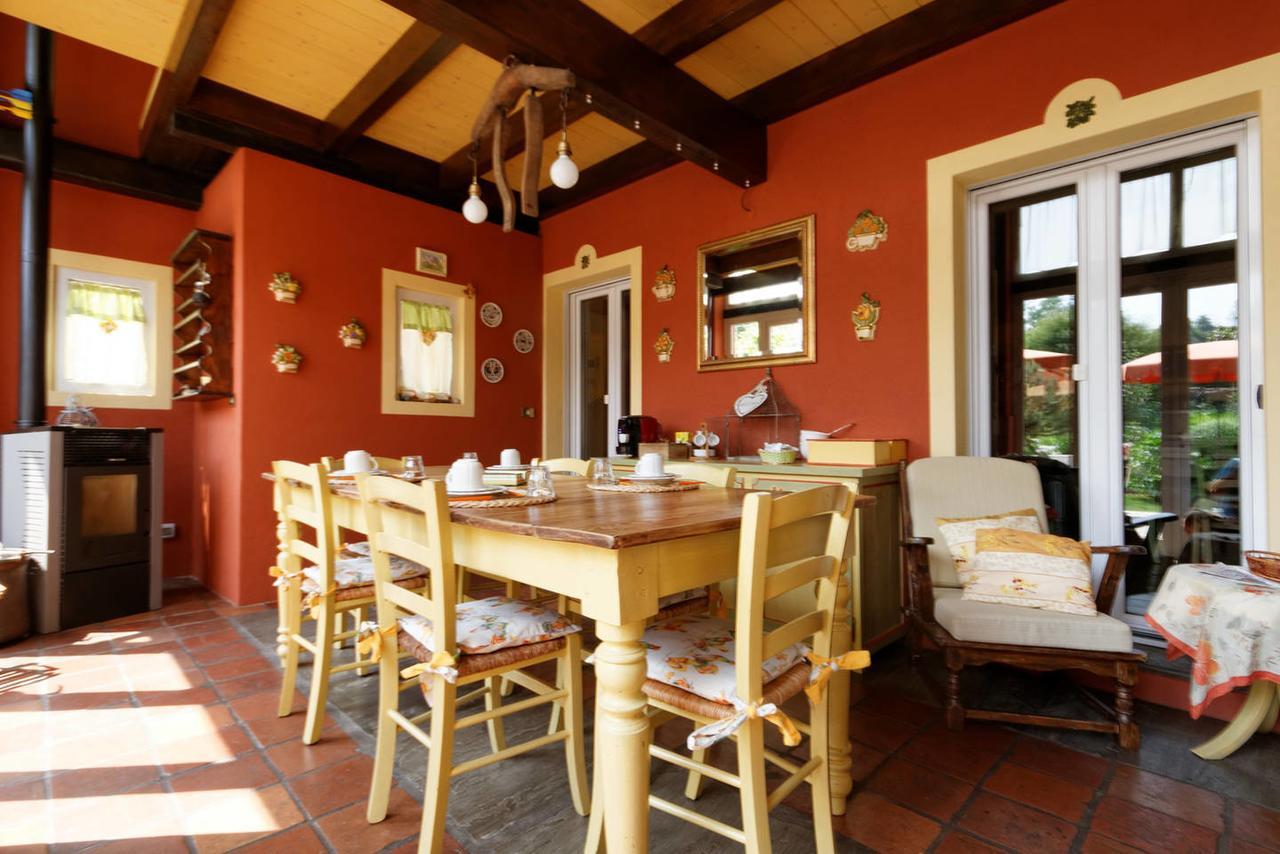 B&B La Cascina Di Monia E Mario Borgo Ticino Εξωτερικό φωτογραφία