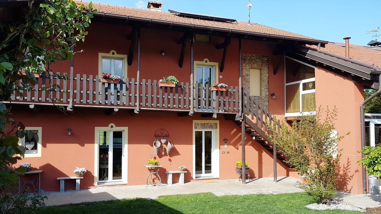 B&B La Cascina Di Monia E Mario Borgo Ticino Εξωτερικό φωτογραφία