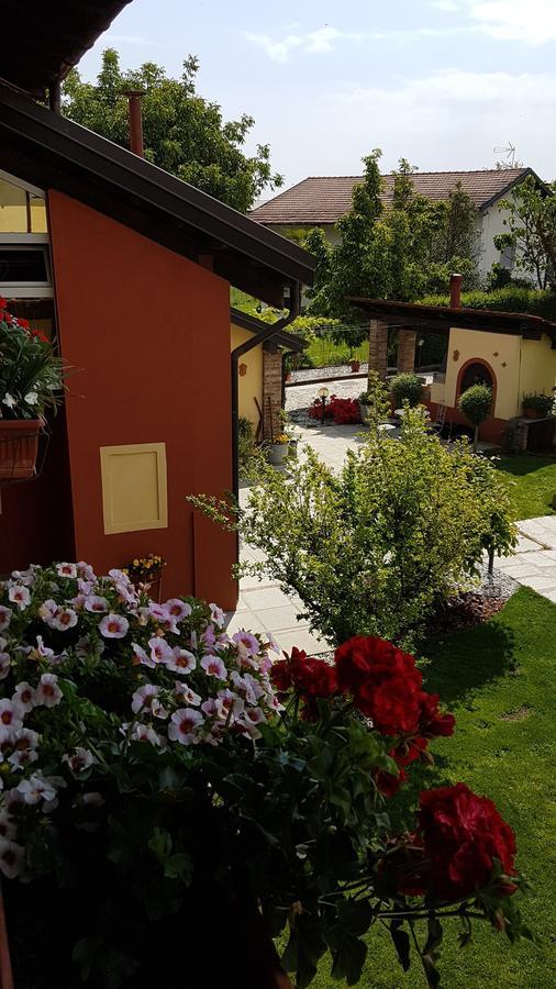 B&B La Cascina Di Monia E Mario Borgo Ticino Εξωτερικό φωτογραφία